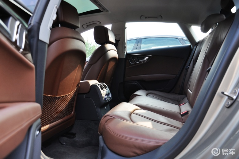 【奥迪a72011款3.