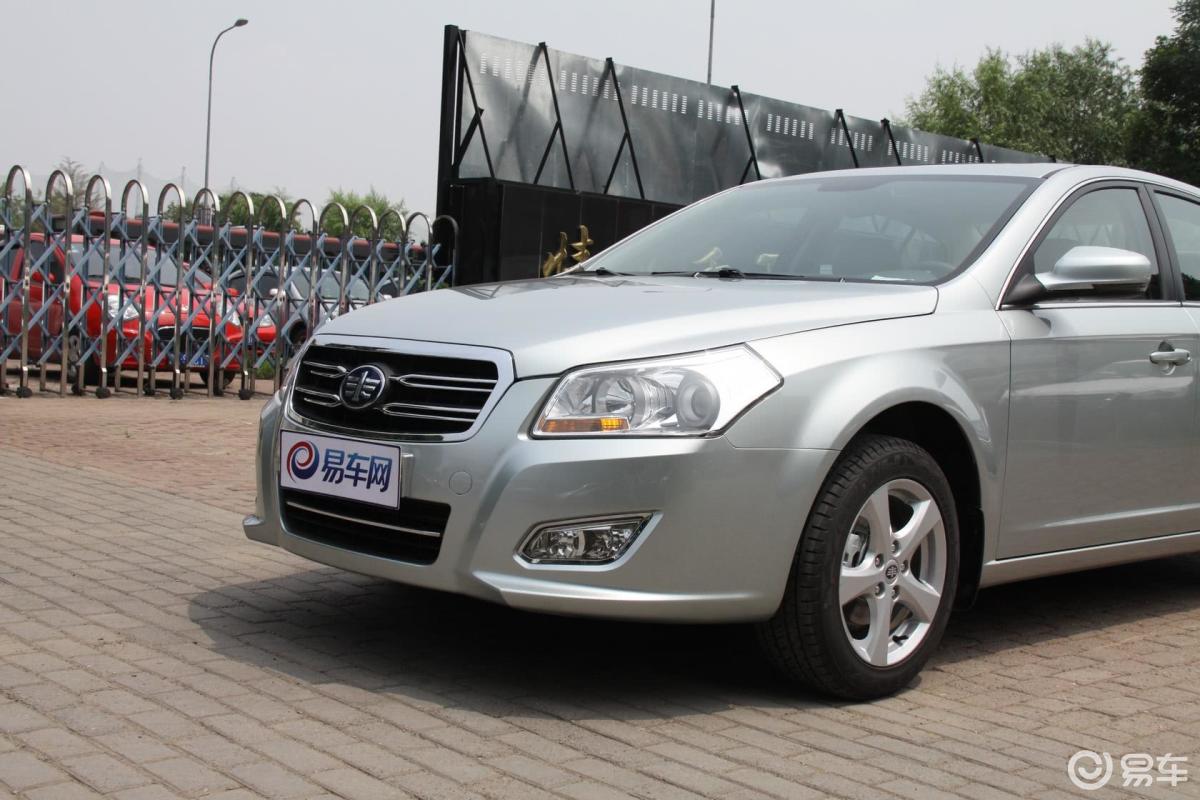 【奔腾b702012款1.