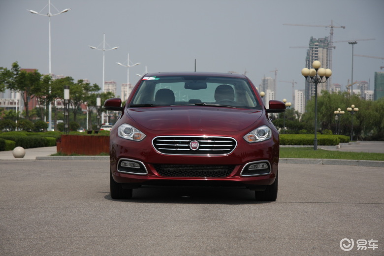 菲翔 2012款 1.4t 双离合 尊享版