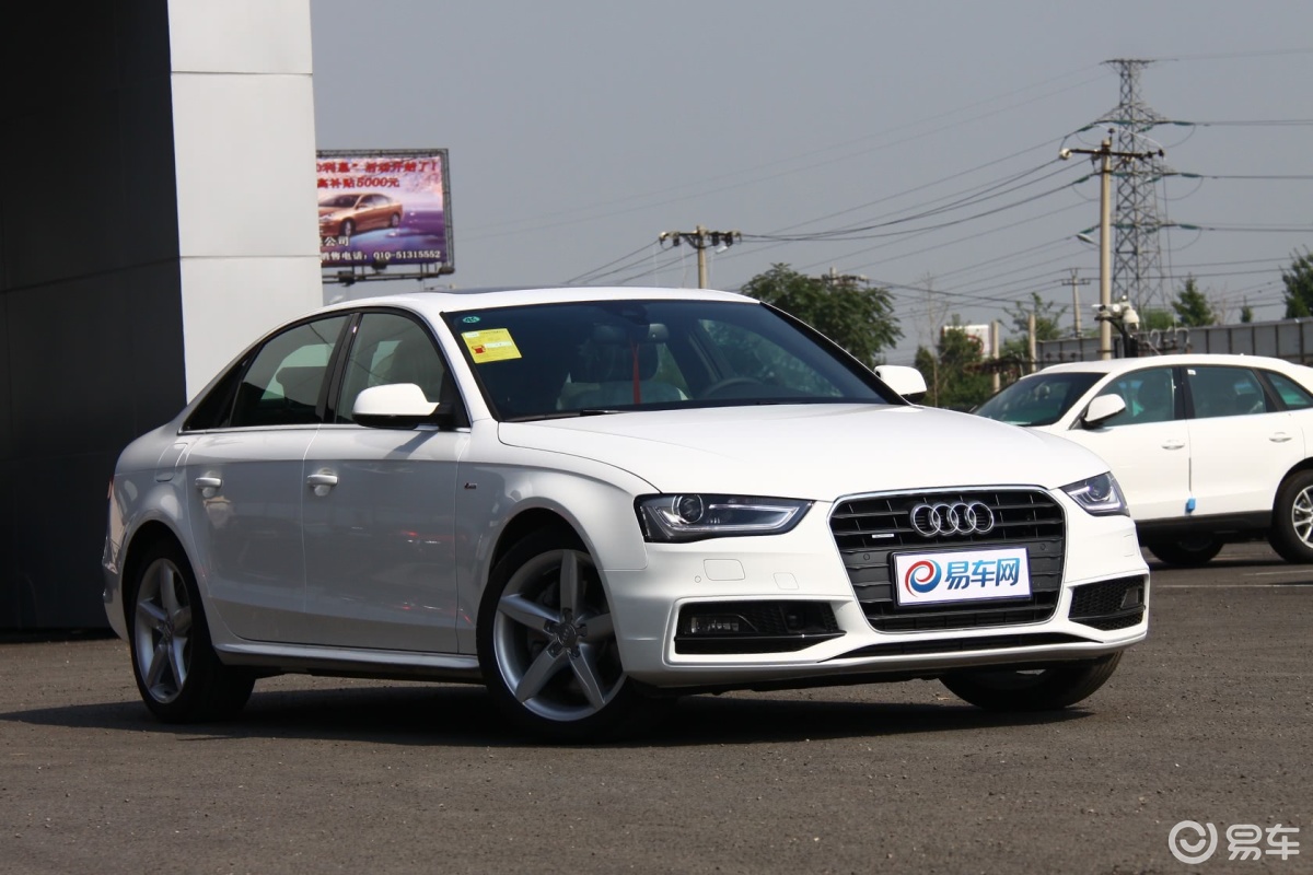 【奥迪a4l2013款40 tfsi quattro 运动型侧前45度车头向右水平汽车