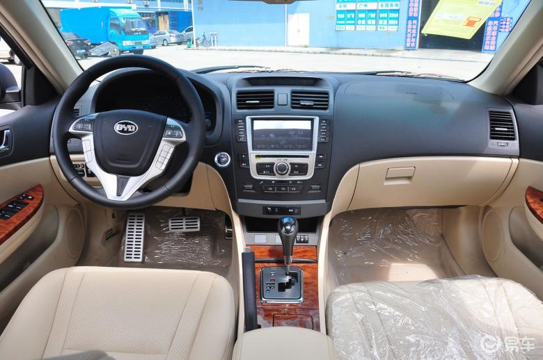 【比亚迪g62013款1.