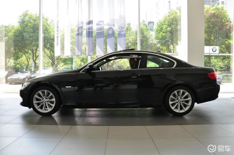 【宝马3系2011款双门轿跑车 335i正侧(车头向左)汽车图片-汽车图片