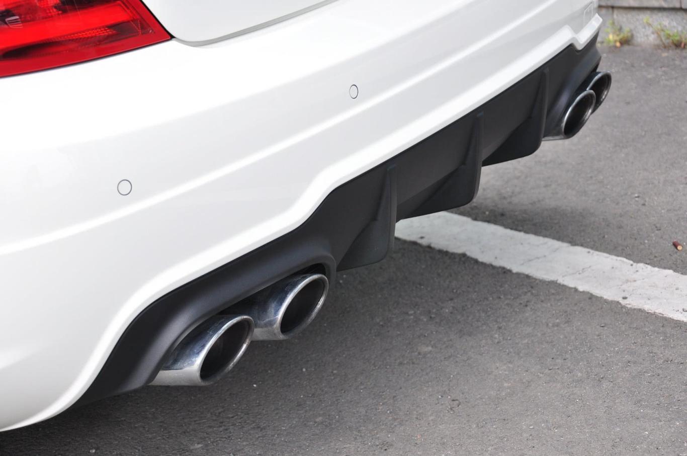 奔驰c级 amgc 63 amg 动感型排气管(排气管装饰罩)