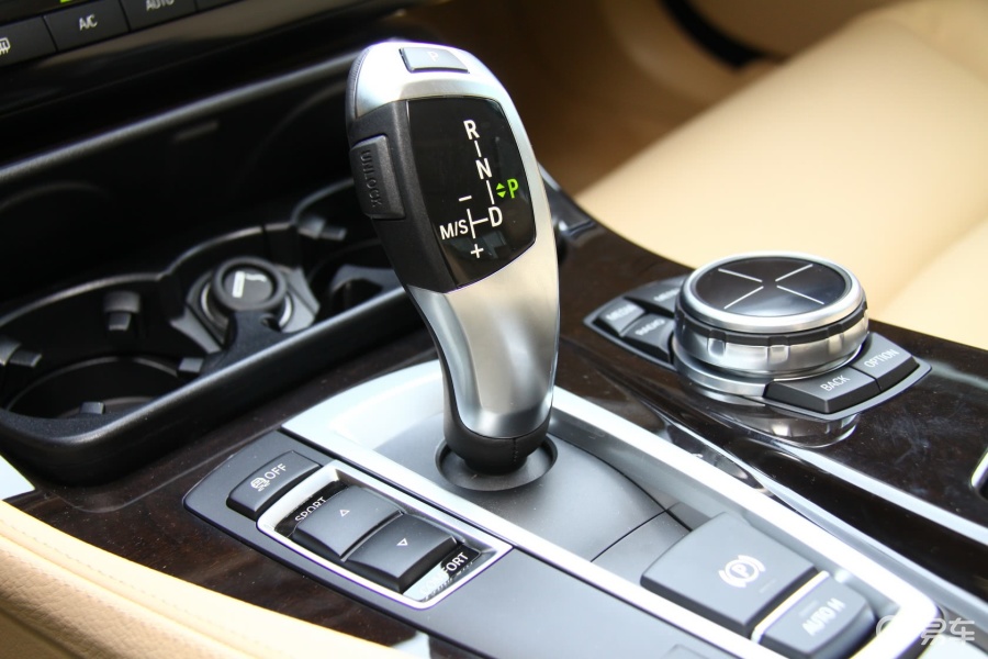【2013款宝马5系525li 豪华型图片_汽车图片-易车网