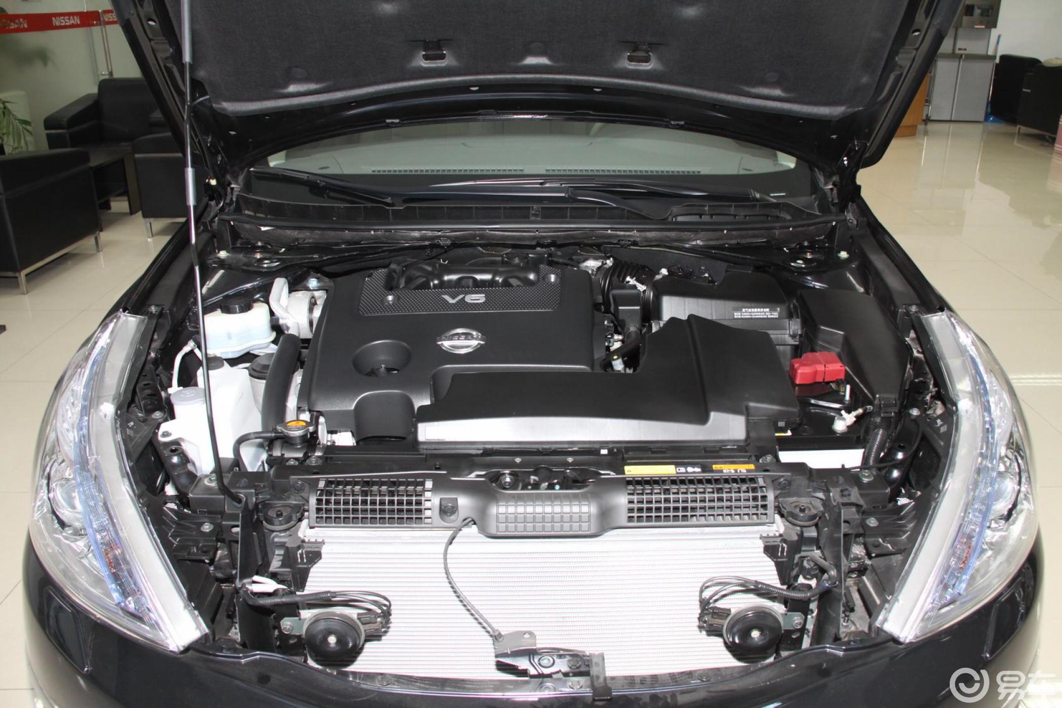 【天籁2012款2.5l xv 云安全版发动机汽车图片-汽车图片大全】-易车