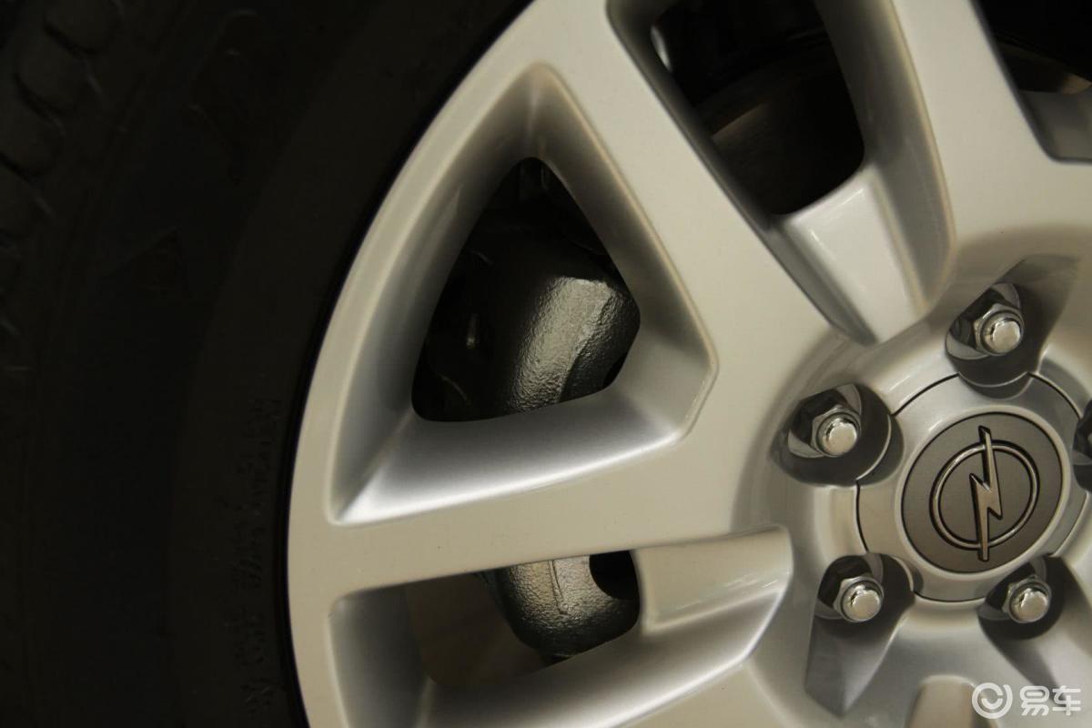 4l 手自一体 四驱 豪华版刹车卡钳汽车图片-汽车图片大全】-易车