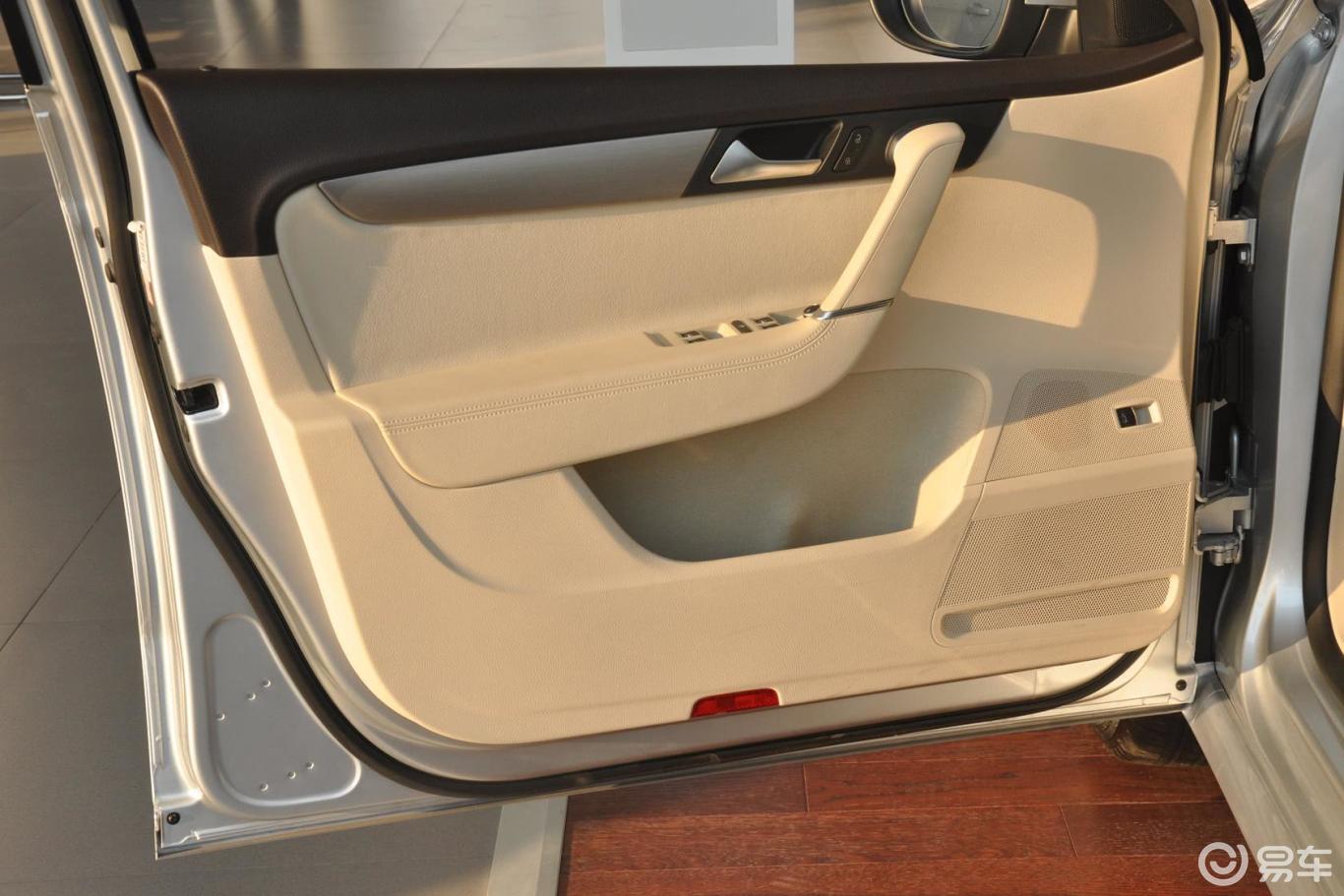 8t 手自一体 领先型】大众迈腾_1.8t 手自一体 领先型图片-网通社汽车