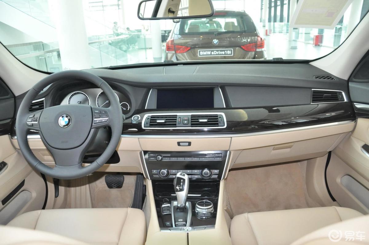 【宝马5系gt2013款535i 领先型内饰全景正拍汽车图片-汽车图片大全】