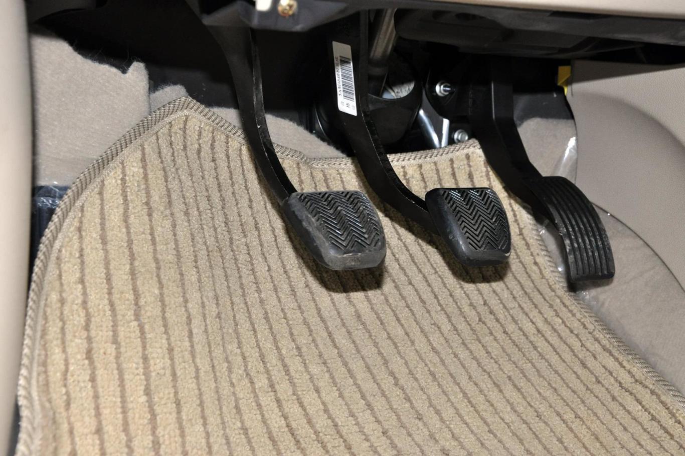 5l 手动 豪华型脚踏板图片-汽车图片大全】-易车