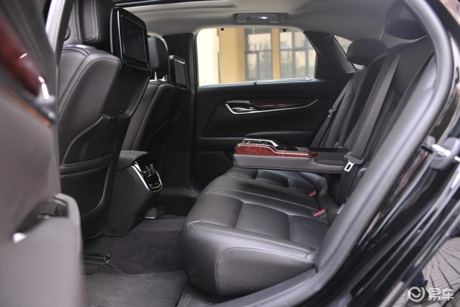 【凯迪拉克xts2013款28t 领先型后排空间汽车图片-汽车图片大全】