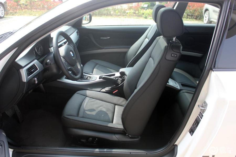 【宝马3系2011款双门轿跑车 320i前排空间汽车图片-汽车图片大全】