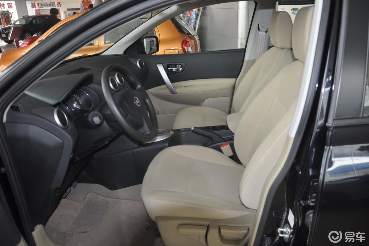 【逍客2012款2.0 xl 火 mt 2wd前排空间汽车图片-汽车图片大全】-易车