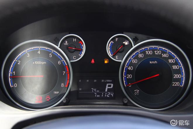 铃木天语sx4锐骑车型