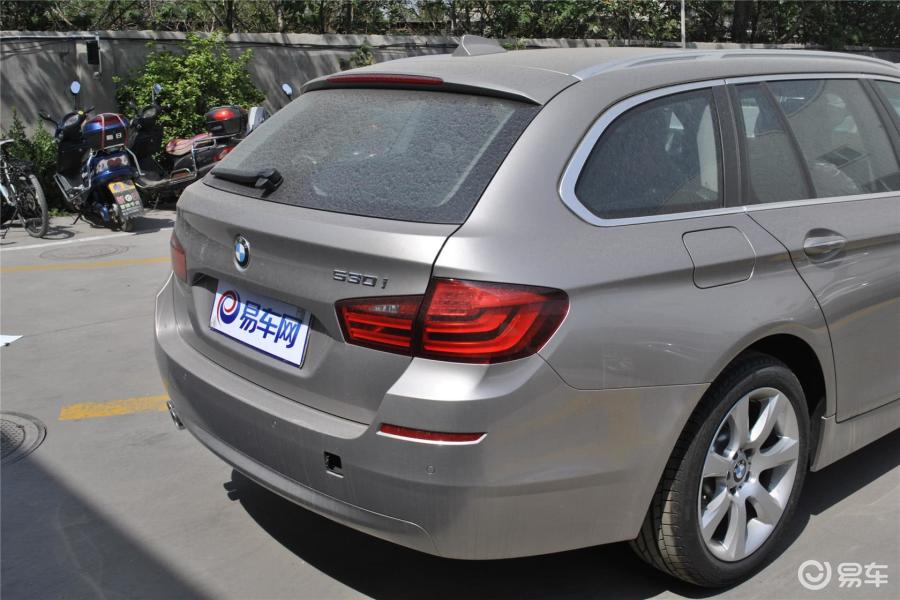 【宝马5系2013款530i 领先型 旅行版车尾局部汽车图片-汽车图片大全】