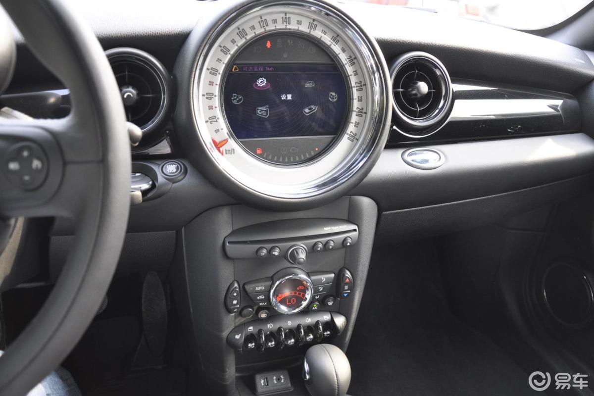 【mini coupe2012款cooper中控台驾驶员方向汽车图片-汽车图片大全】