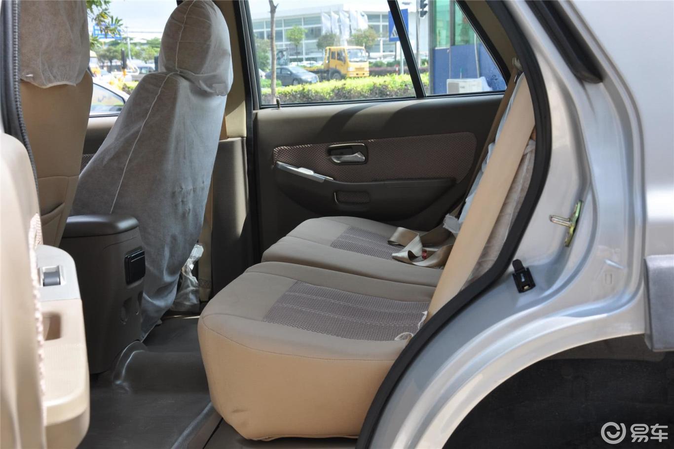 8l 四驱 超值版 柴油】陆风x6_2.8l 四驱 超值版 柴油图片-网通社汽车