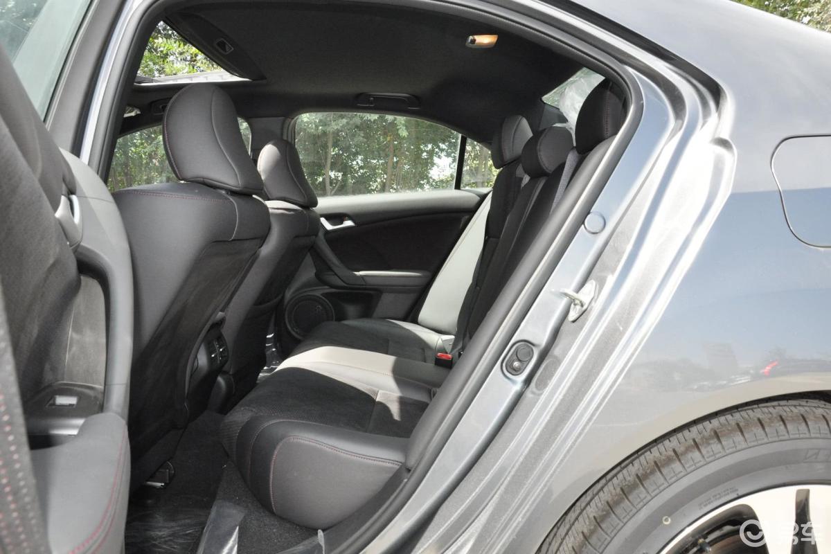 【思铂睿2013款2.