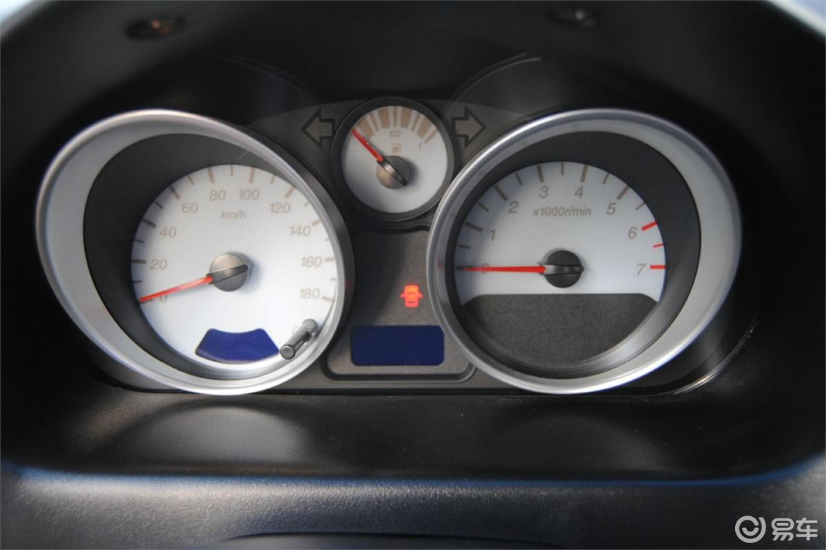 【乐驰2012款1.2l 手动 优越型仪表盘汽车图片-汽车图片大全】-易车
