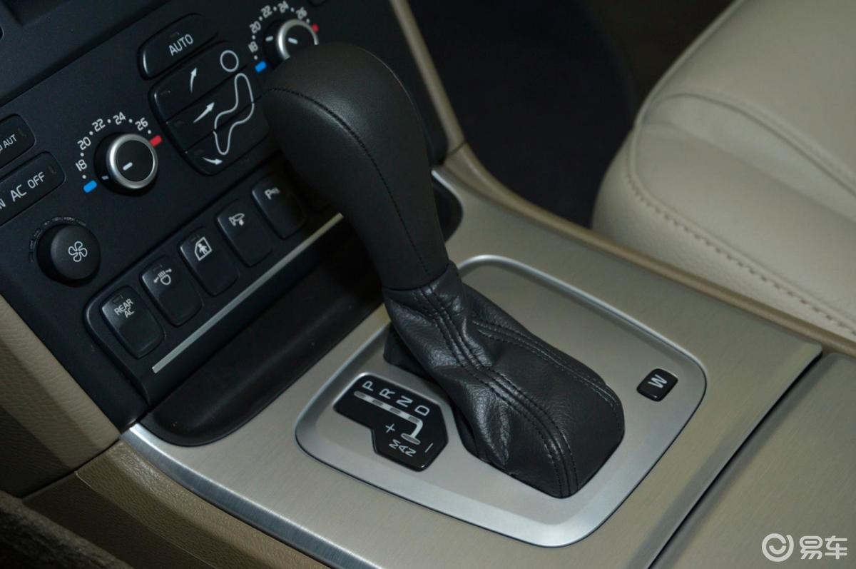 【沃尔沃xc902013款2.
