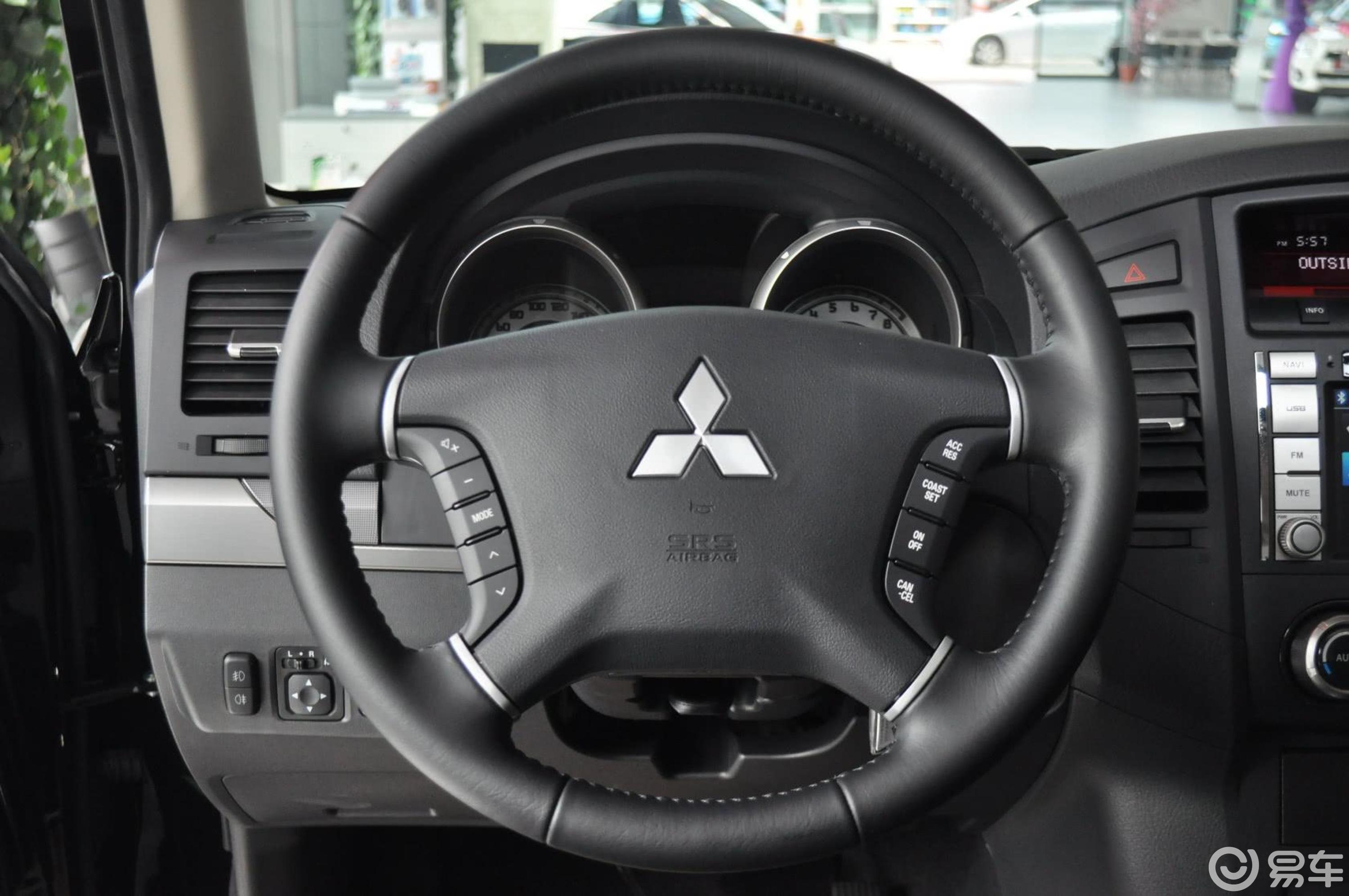 0l 精英版方向盘汽车图片-汽车图片大全】-易车