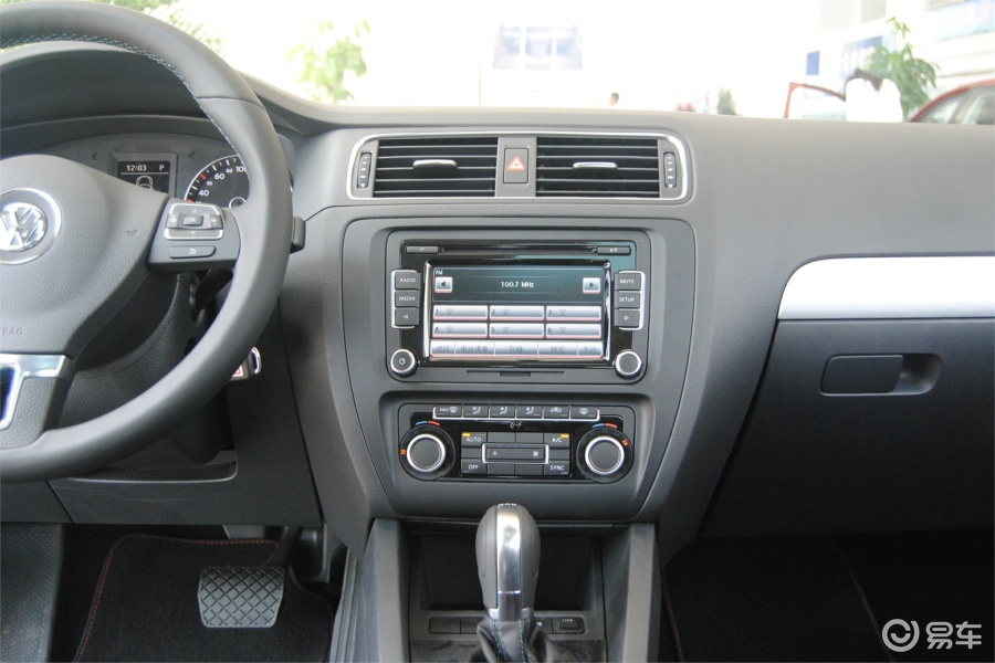 大众速腾 中控台正面图
