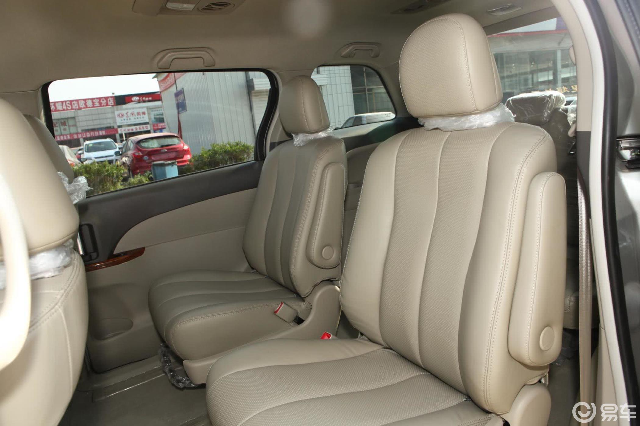 【比亚迪m62013款2.