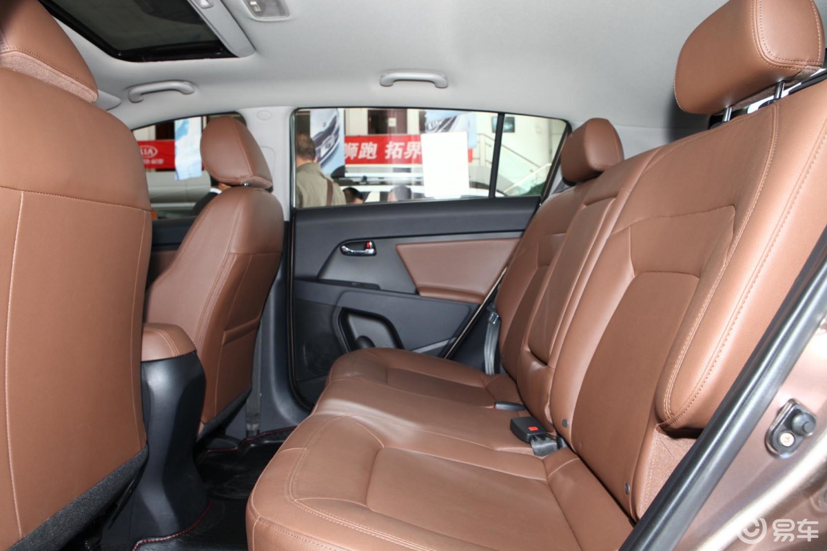 智跑 空间-透明白