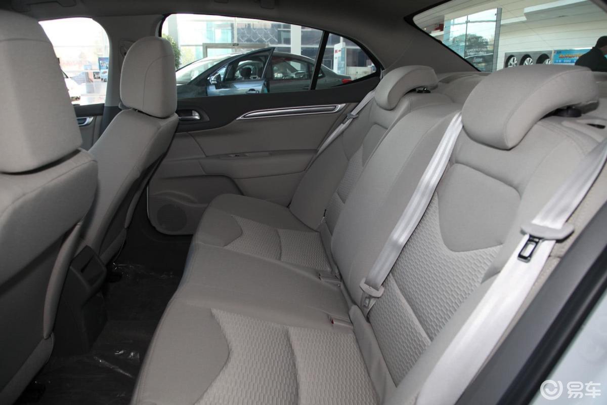 【雪铁龙c4l2013款1.