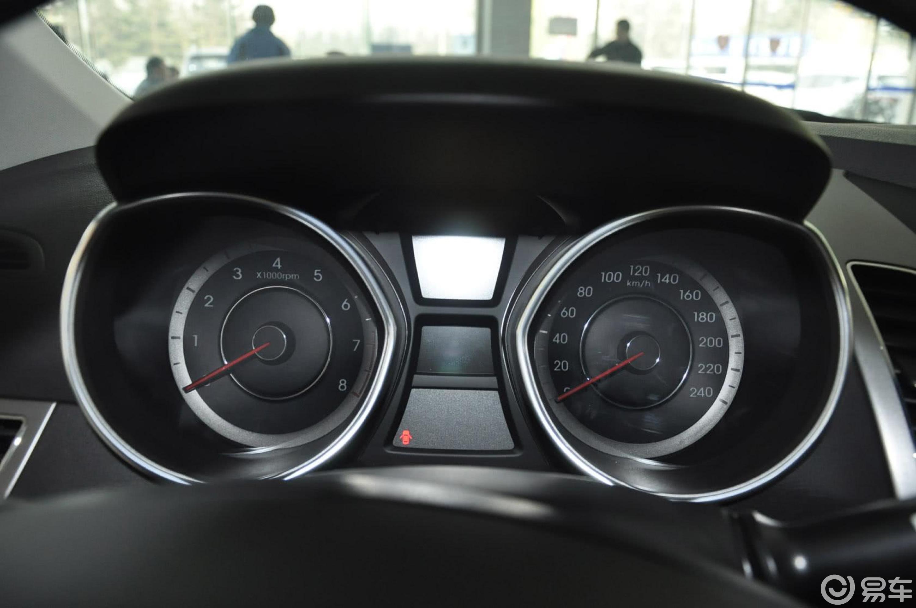 【朗动2013款1.6l 自动 尊贵型仪表盘汽车图片-汽车图片大全】-易车