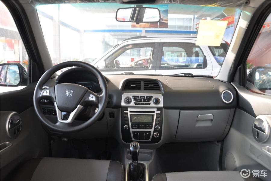 3l 手动 精英型内饰全景正拍汽车图片-汽车图片大全】-易车