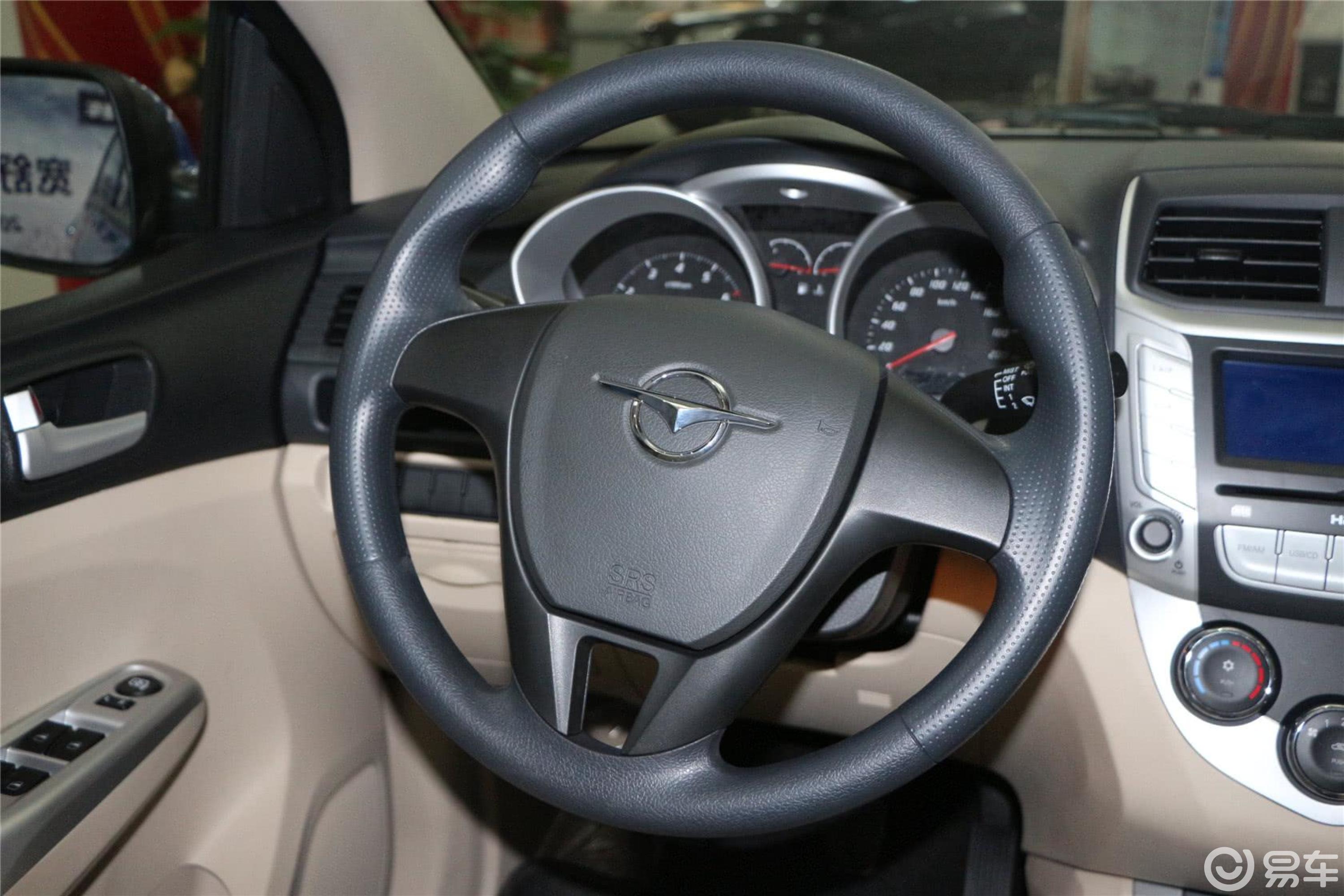 【海马m32014款1.5l 手动 标准型方向盘汽车图片-汽车图片大全】-易车