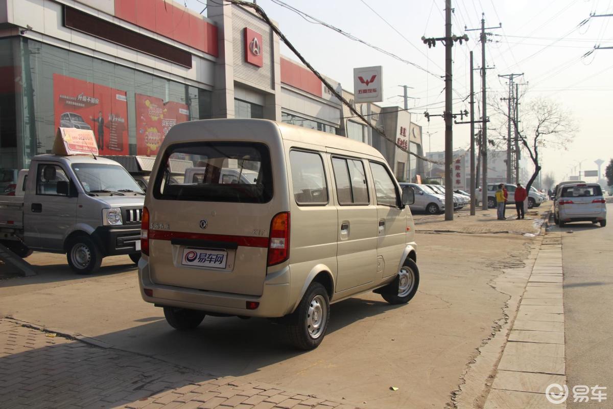 【东风小康k172011款af10-06 民生版侧后45度车头向右水平汽车图片