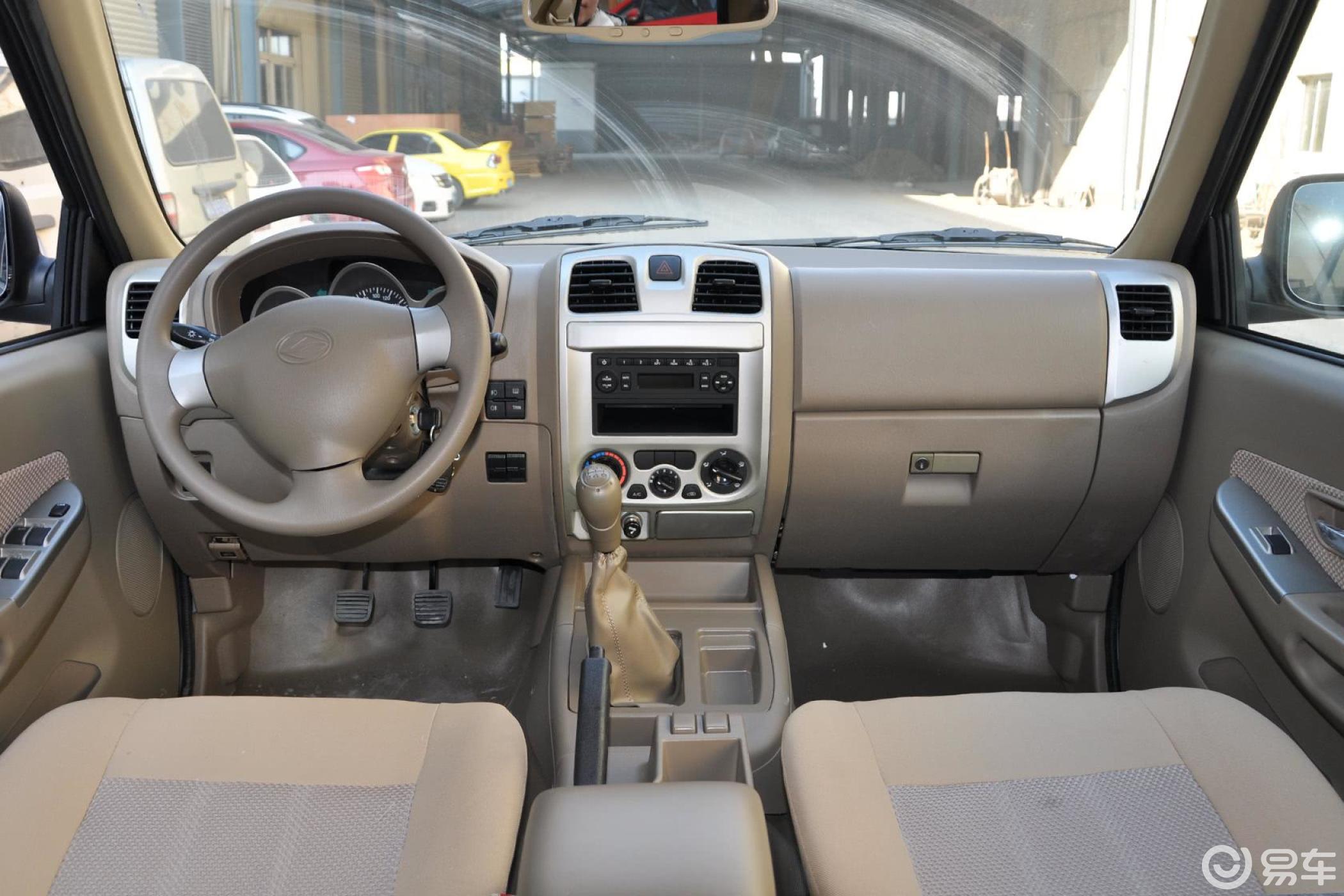 【陆风x62011款2.