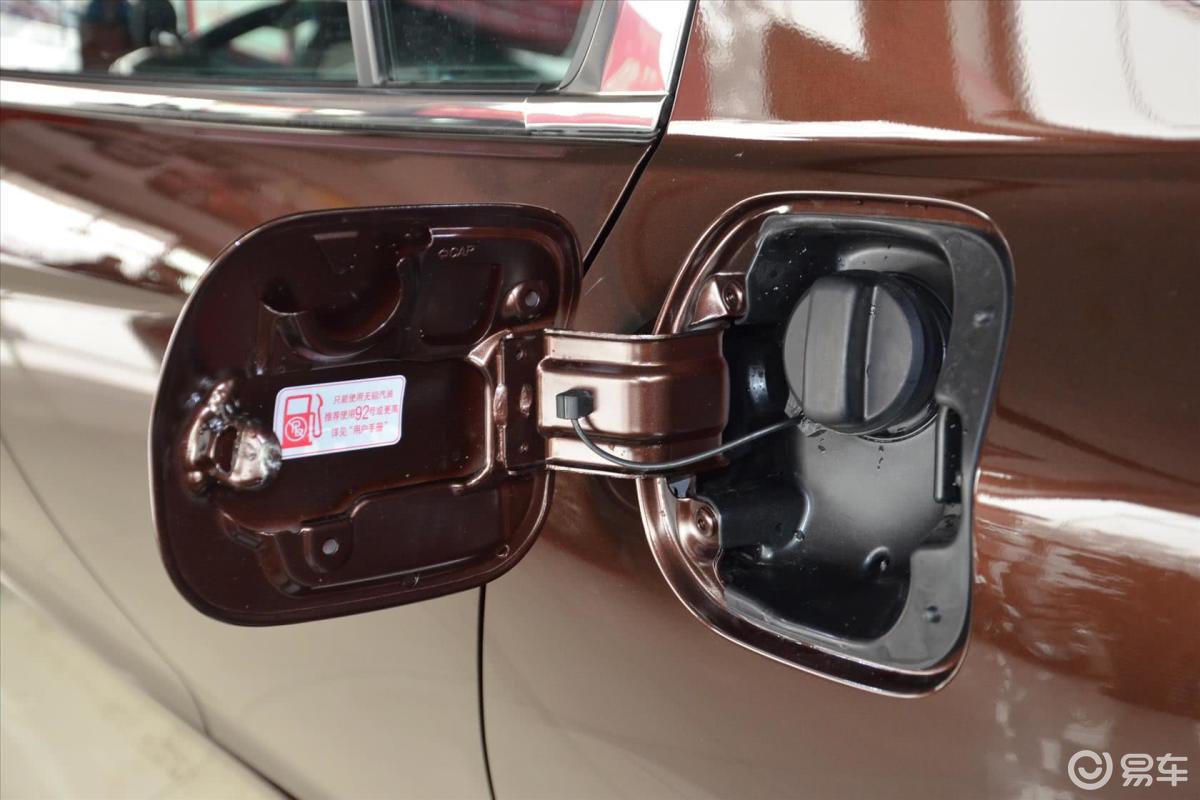 【雅阁2014款2.4l ex 豪华版油箱盖汽车图片-汽车图片大全】-易车