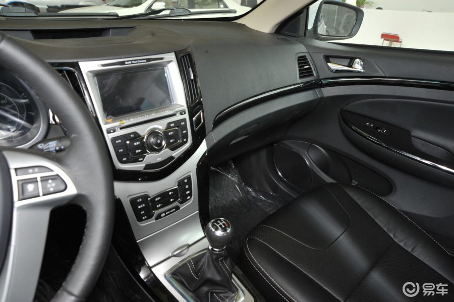 5l 手动 豪华型中控台驾驶员方向汽车图片-汽车图片大全】-易车网