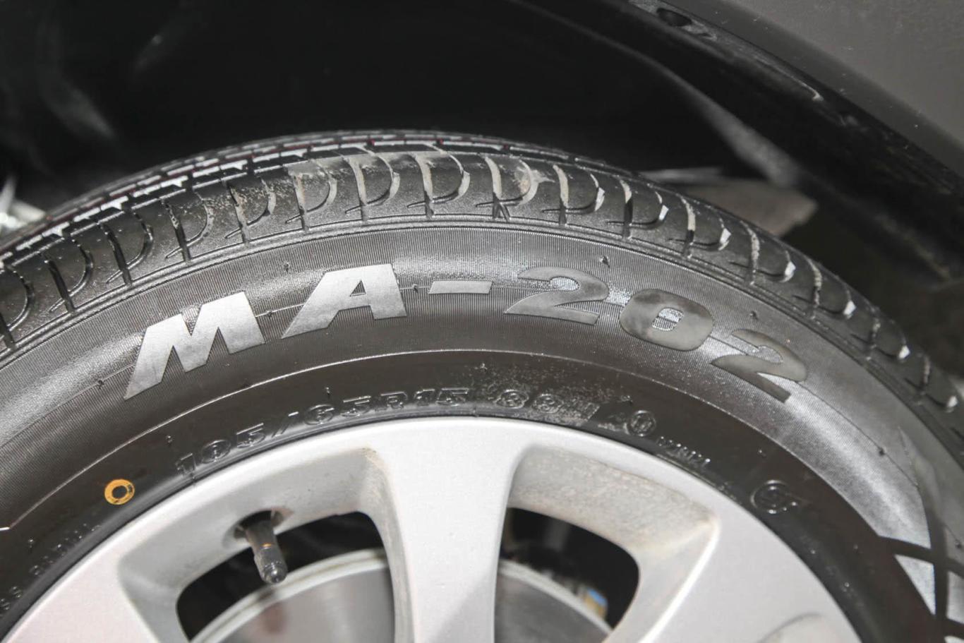 启辰r50x1.6l 手动版外观