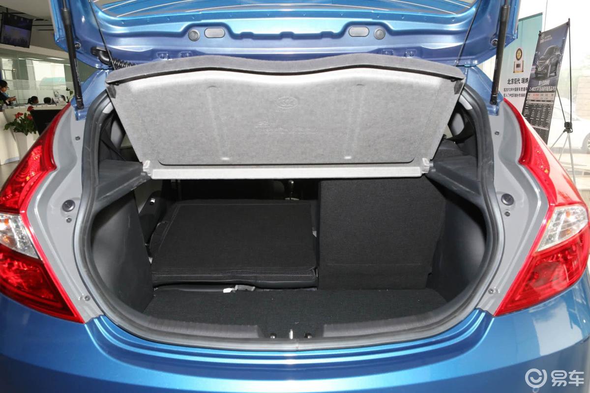 【瑞奕2014款1.6 top at行李箱空间汽车图片-汽车图片大全】-易车