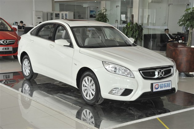 北汽绅宝d50 cng版实车曝光 外观内饰不变