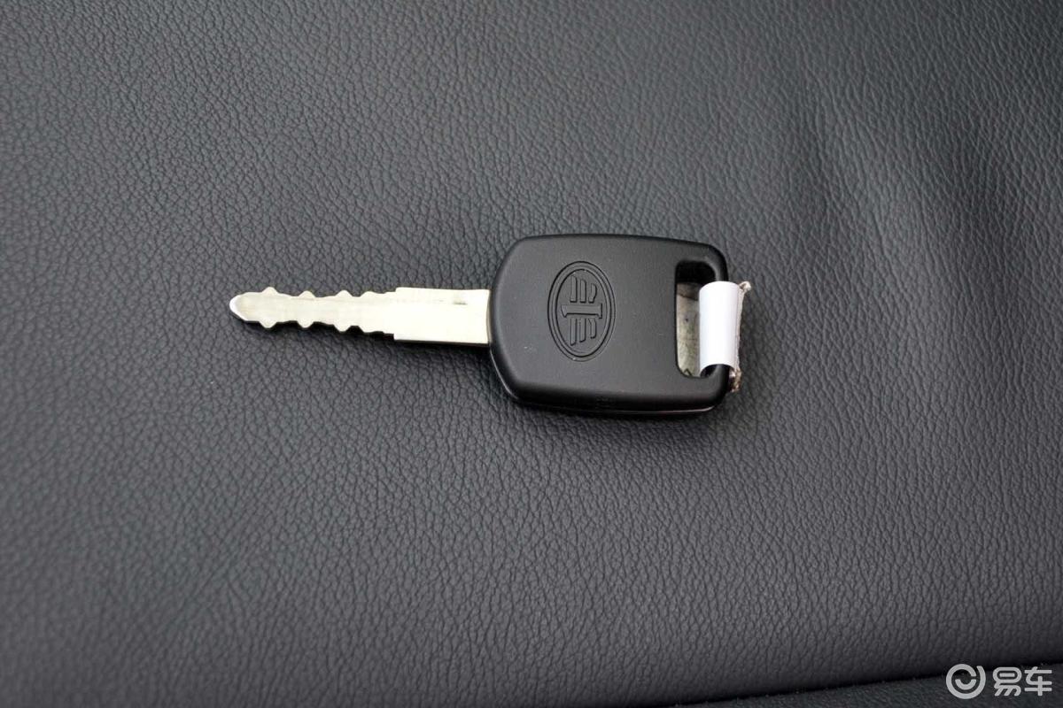 一汽奔腾  奔腾b70  2014款  2022款  2021款  2018款  2016款  2015