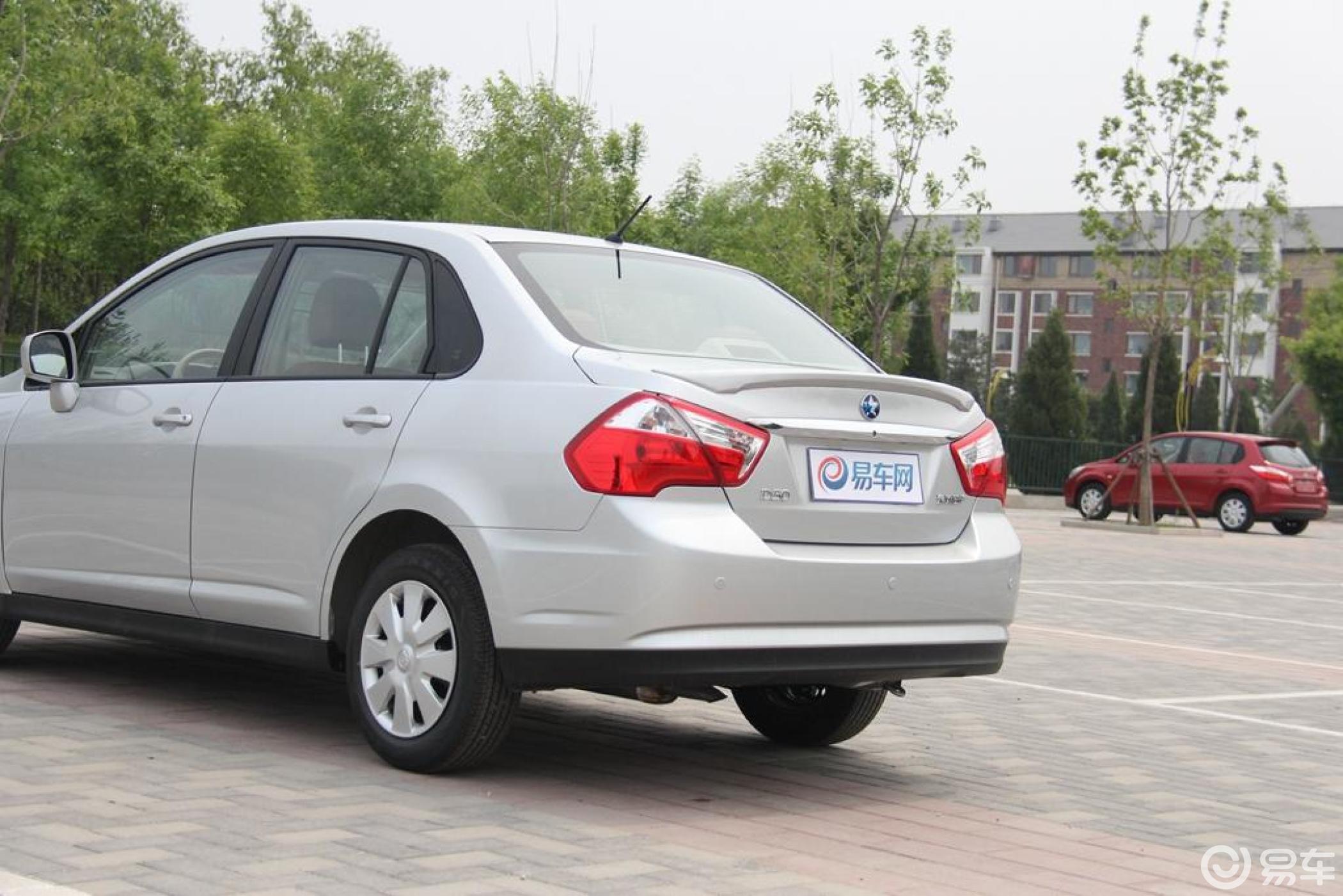 【启辰d502014款1.6l 手动 精彩版外观汽车图片-汽车图片大全】-易车