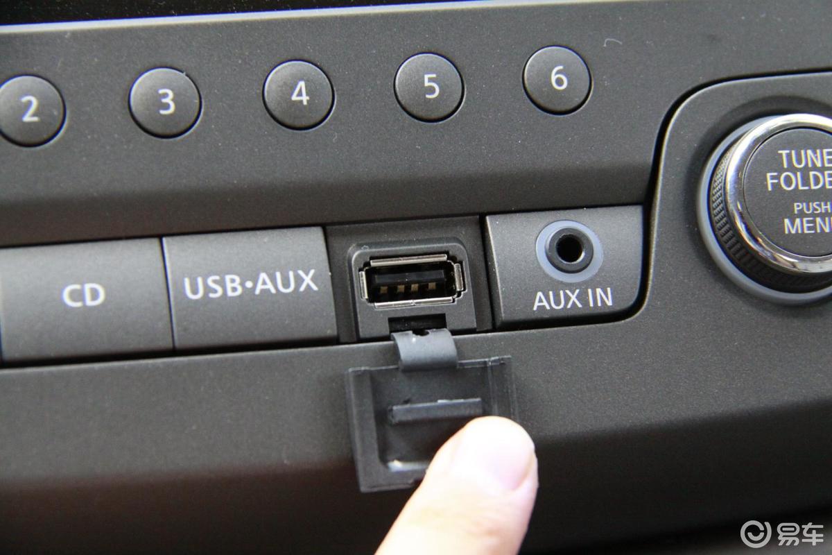 6l cvt xv 尊享版usb接口汽车图片-汽车图片大全】-易车