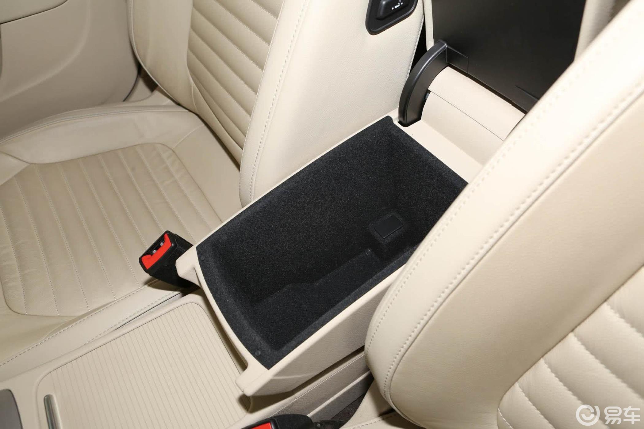 8t 手自一体 领先型前排中央扶手箱空间汽车图片-汽车图片大全】-易车