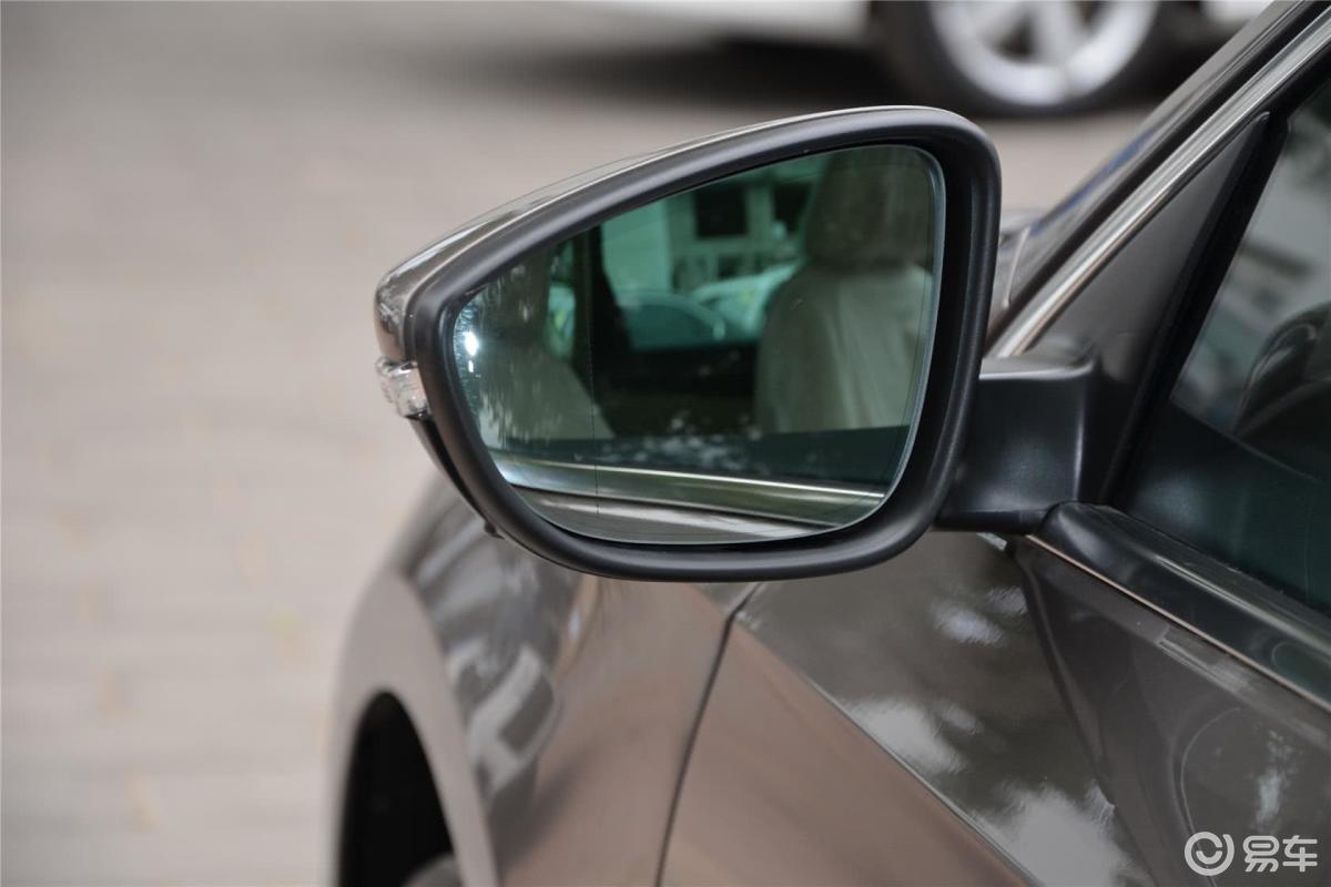 【帕萨特2014款2.