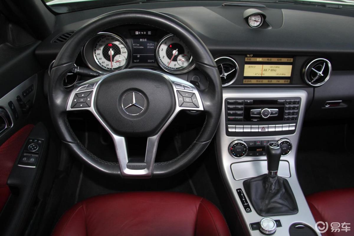 【奔驰slk级2011款slk 350中控台驾驶员方向汽车图片-汽车图片大全】