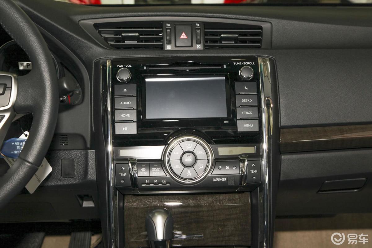 【锐志2013款2.5v 尚锐版中控台整体汽车图片-汽车图片大全】-易车