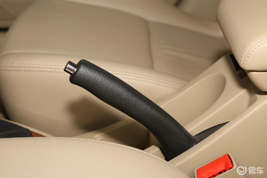 5l 手动 尊享型驻车制动(手刹,电子,脚刹)汽车图片-汽车图片大全】