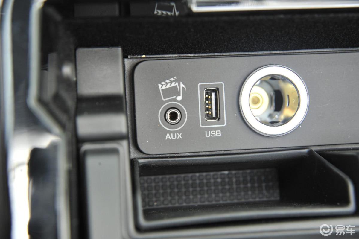0 v6 sc 汽油版 hseaux接口汽车图片