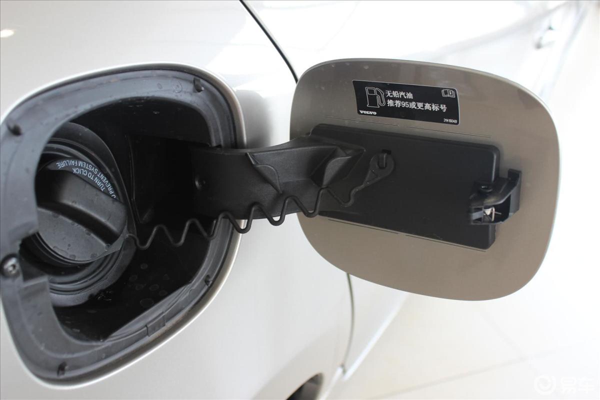 【沃尔沃v602014款改款 t5 智逸版油箱盖汽车图片-汽车图片大全】