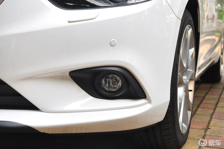 【阿特兹2014款2.5l 蓝天尊崇版雾灯汽车图片-汽车图片大全】-易车网