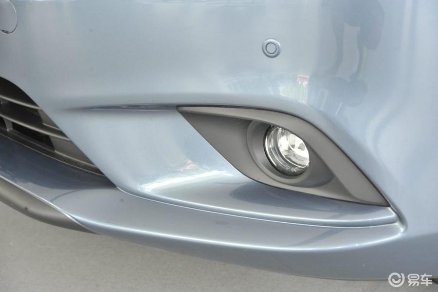 【阿特兹2014款2.5l 蓝天尊崇版雾灯汽车图片-汽车图片大全】-易车网